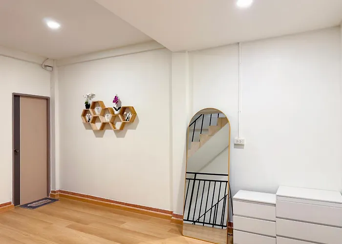豪华市中心联排别墅-暹罗百丽宫-siam Villa